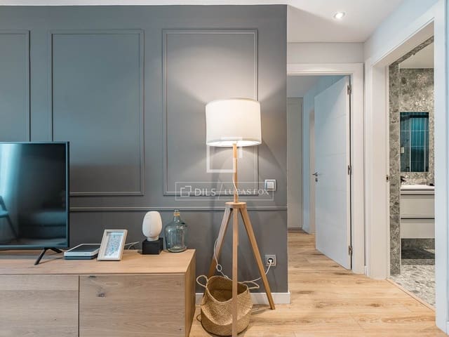 3 slaapkamer Appartement te koop in Barcelona stad - € 1.250.000 (Ref: 9806741)