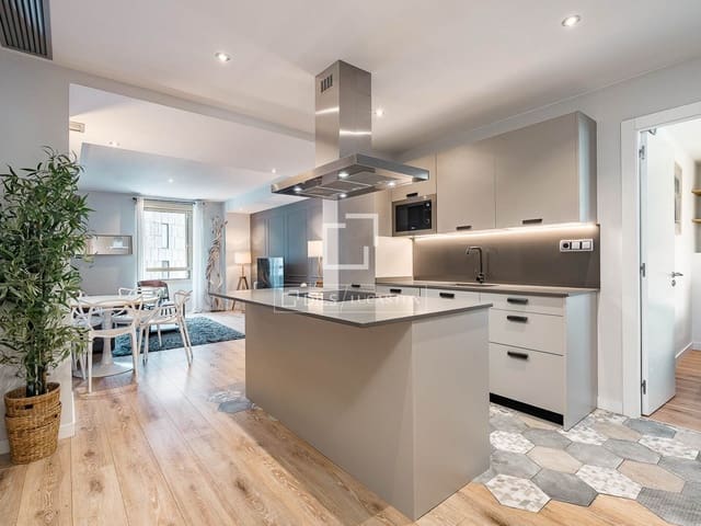 3 slaapkamer Appartement te koop in Barcelona stad - € 1.250.000 (Ref: 9806741)