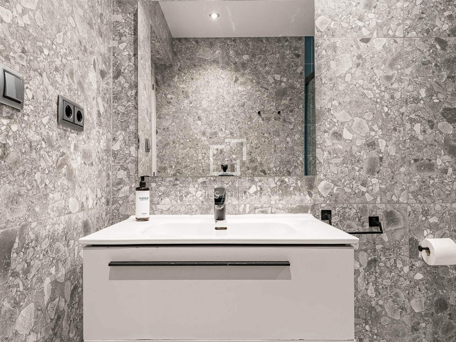 3 slaapkamer Appartement te koop in Barcelona stad - € 1.250.000 (Ref: 9806741)