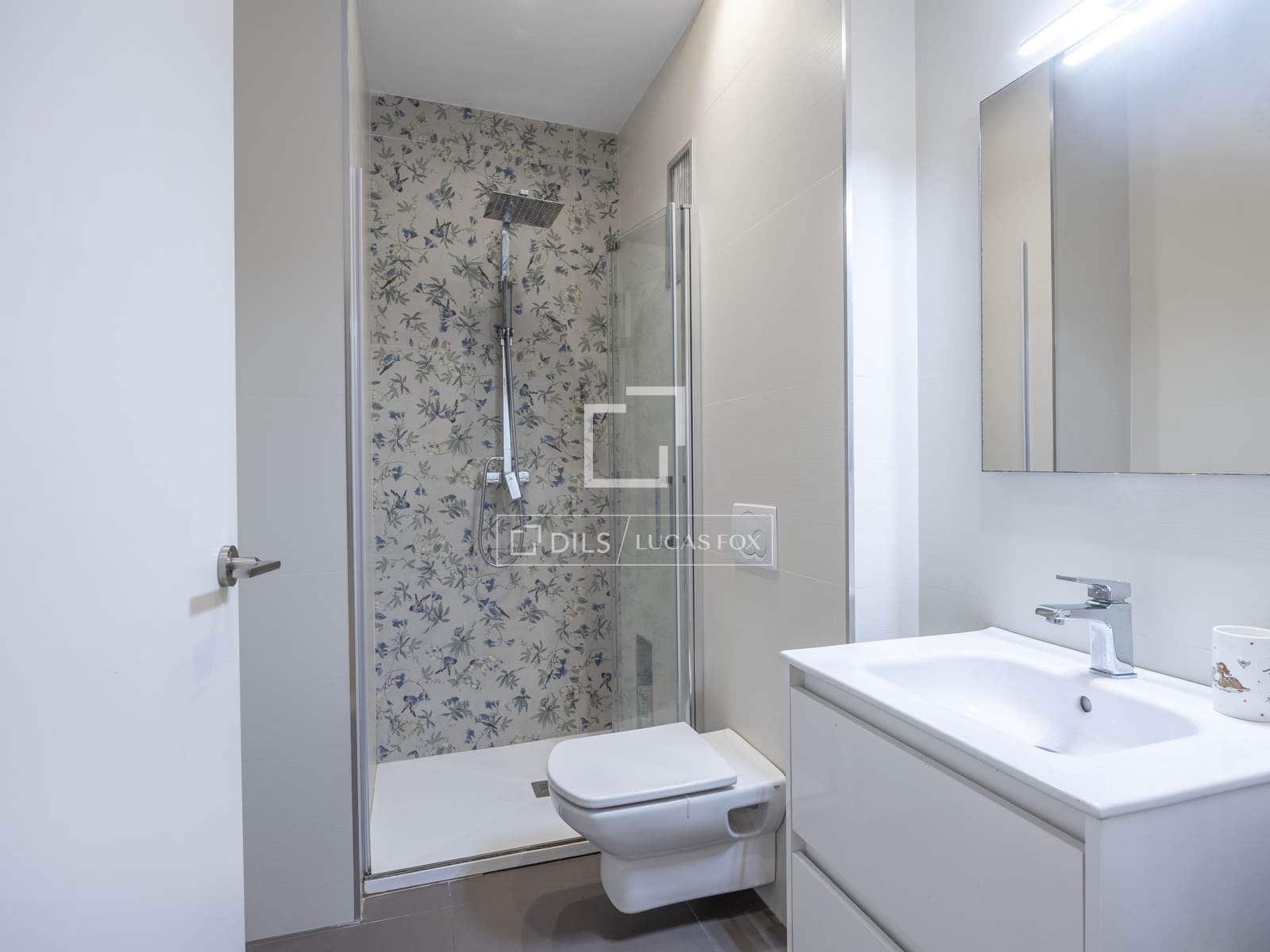 3 bedroom Apartment for rent in Valencia city - € 3,000 (Ref: 9806946)