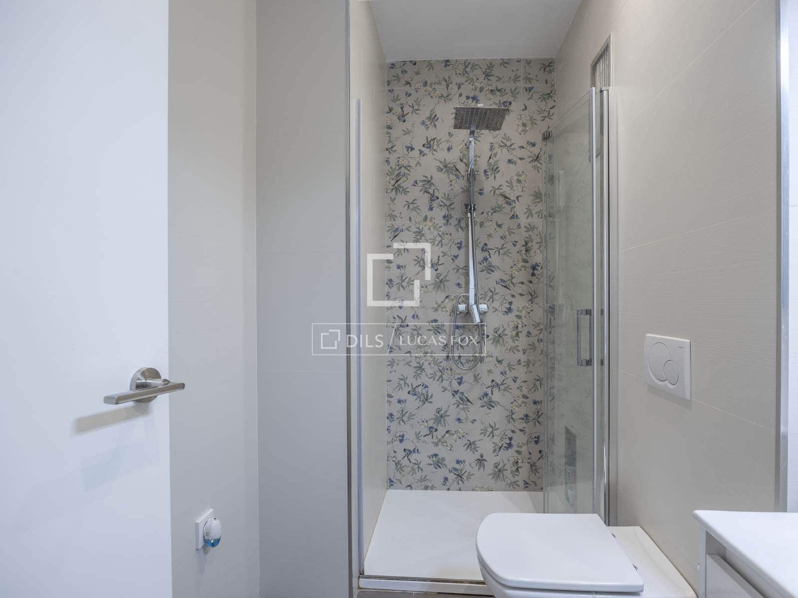 3 bedroom Apartment for rent in Valencia city - € 3,000 (Ref: 9806946)