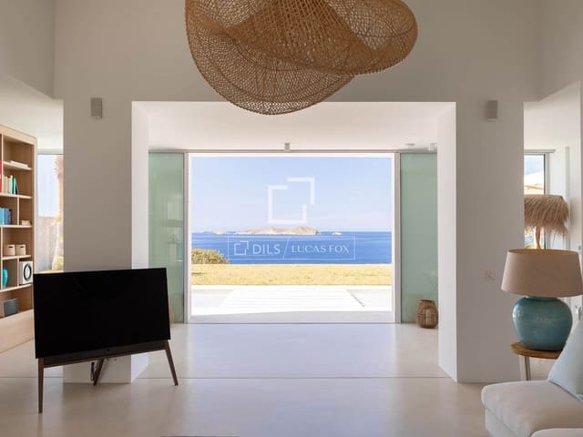 4 bedroom Villa for sale in Caló d'en Real, San Jose / Sant Josep de Sa Talaia - € 6,450,000 (Ref: 9807111)