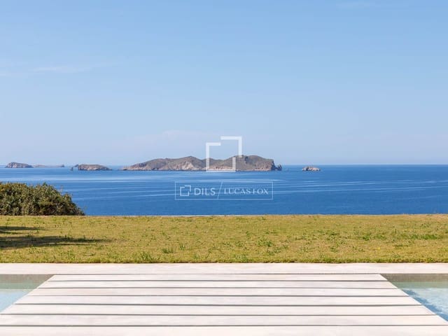 4 bedroom Villa for sale in Caló d'en Real, San Jose / Sant Josep de Sa Talaia - € 6,450,000 (Ref: 9807111)