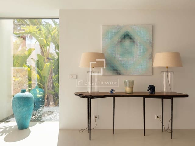 4 bedroom Villa for sale in Caló d'en Real, San Jose / Sant Josep de Sa Talaia - € 6,450,000 (Ref: 9807111)