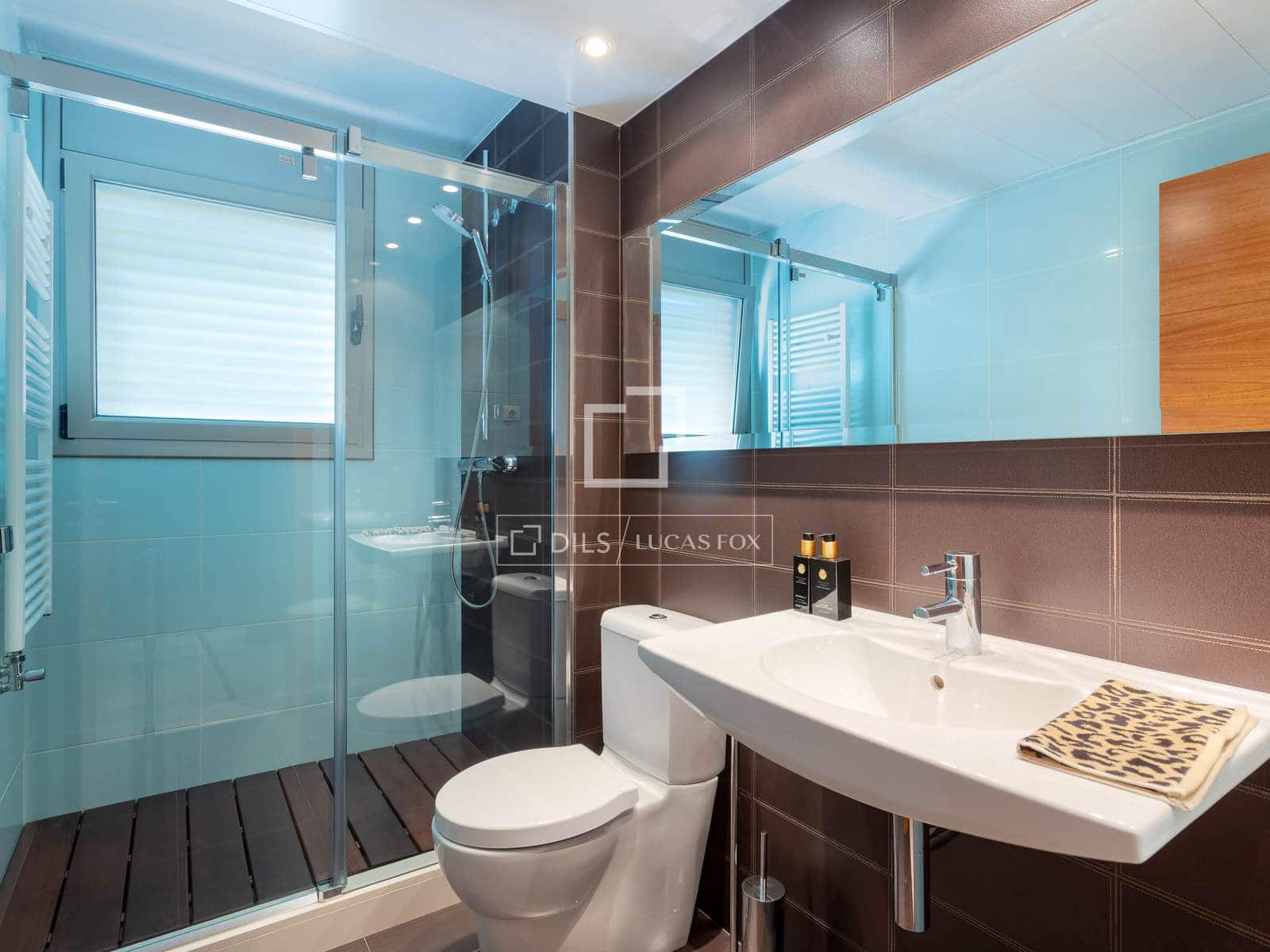 6 sypialnia Willa na sprzedaż w Vilassar de Dalt z basenem garażem - 1 400 000 € (Ref: 9807112)