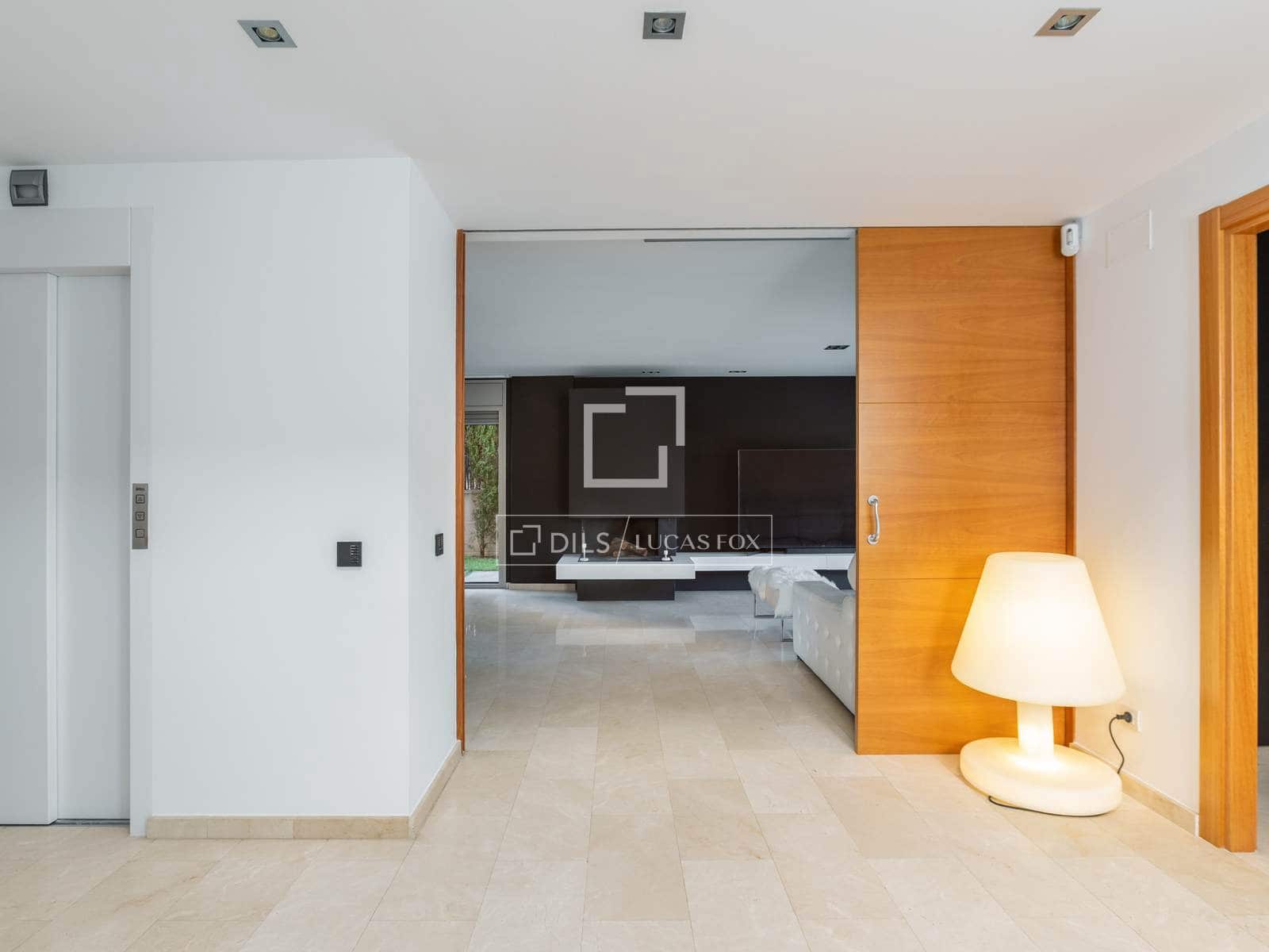 6 sypialnia Willa na sprzedaż w Vilassar de Dalt z basenem garażem - 1 400 000 € (Ref: 9807112)