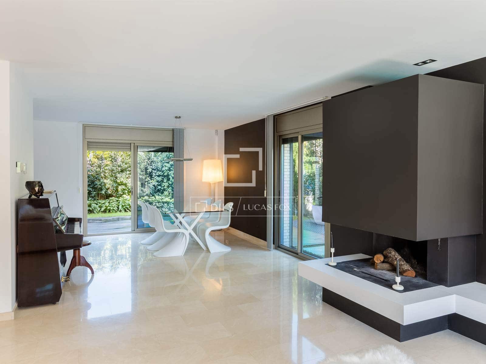 6 sypialnia Willa na sprzedaż w Vilassar de Dalt z basenem garażem - 1 400 000 € (Ref: 9807112)