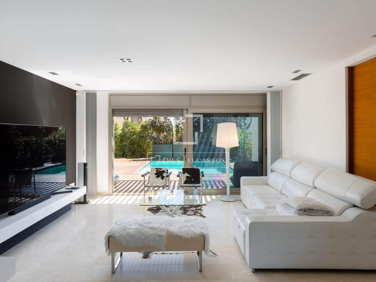 6 sypialnia Willa na sprzedaż w Vilassar de Dalt z basenem garażem - 1 400 000 € (Ref: 9807112)