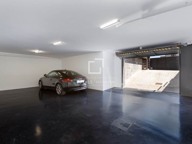 6 sypialnia Willa na sprzedaż w Vilassar de Dalt z basenem garażem - 1 400 000 € (Ref: 9807112)