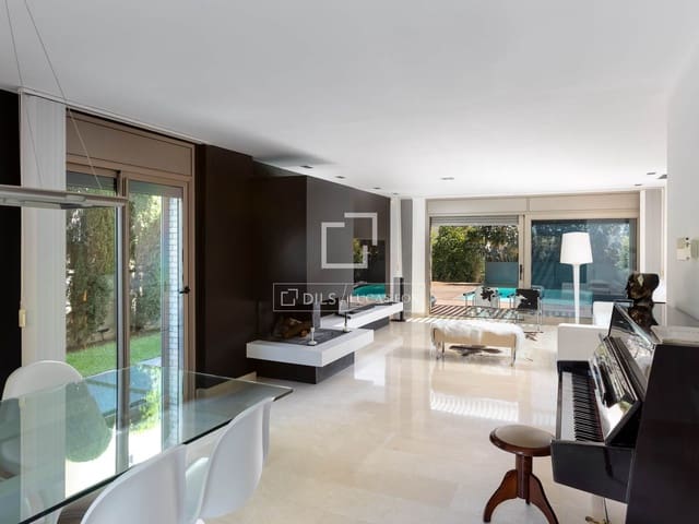 6 sypialnia Willa na sprzedaż w Vilassar de Dalt z basenem garażem - 1 400 000 € (Ref: 9807112)