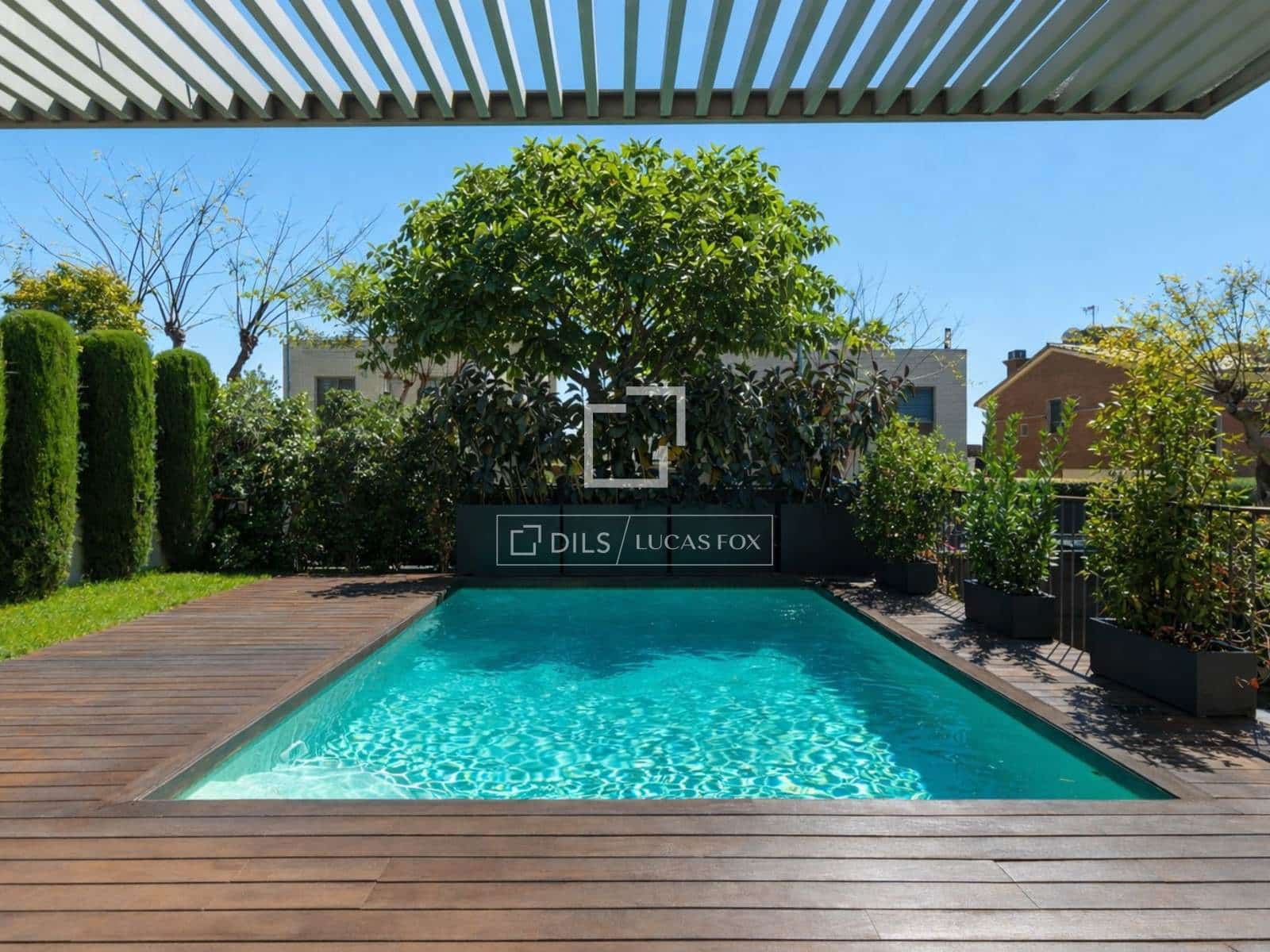 6 sypialnia Willa na sprzedaż w Vilassar de Dalt z basenem garażem - 1 400 000 € (Ref: 9807112)