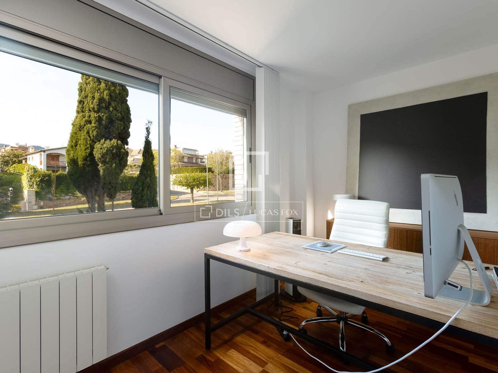 6 sypialnia Willa na sprzedaż w Vilassar de Dalt z basenem garażem - 1 400 000 € (Ref: 9807112)