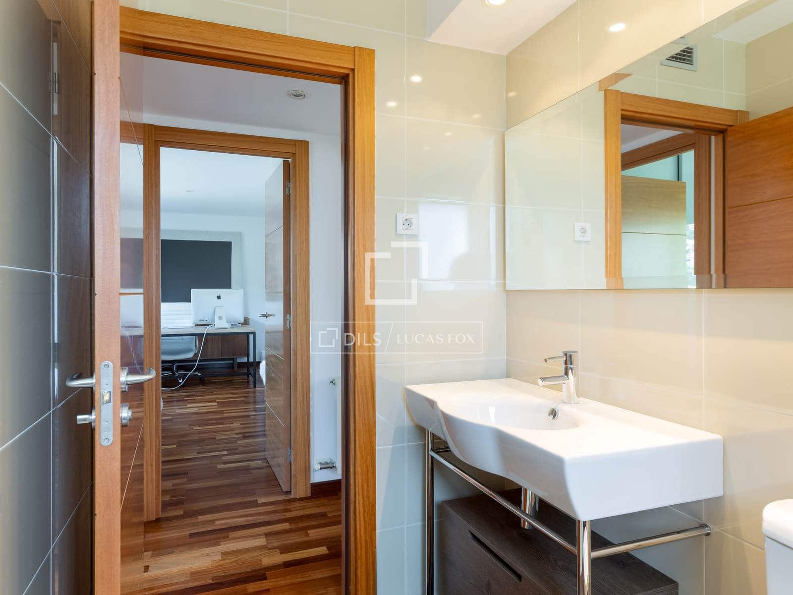 6 sypialnia Willa na sprzedaż w Vilassar de Dalt z basenem garażem - 1 400 000 € (Ref: 9807112)