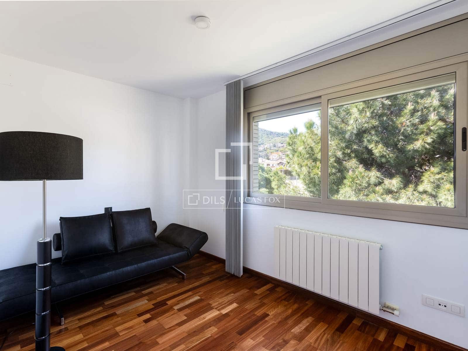 6 sypialnia Willa na sprzedaż w Vilassar de Dalt z basenem garażem - 1 400 000 € (Ref: 9807112)