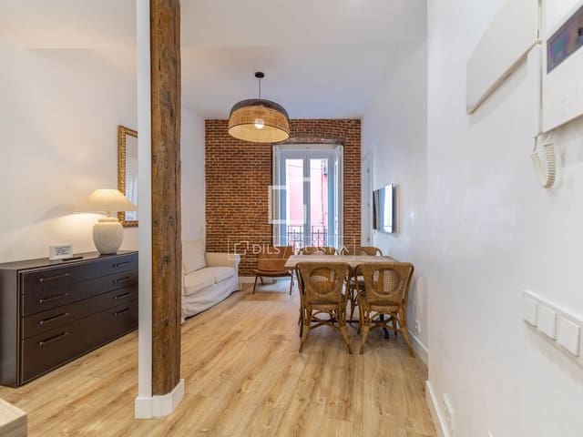 2 soveværelse Lejlighed til leje i Madrid by - € 2.500 (Ref: 9807114)