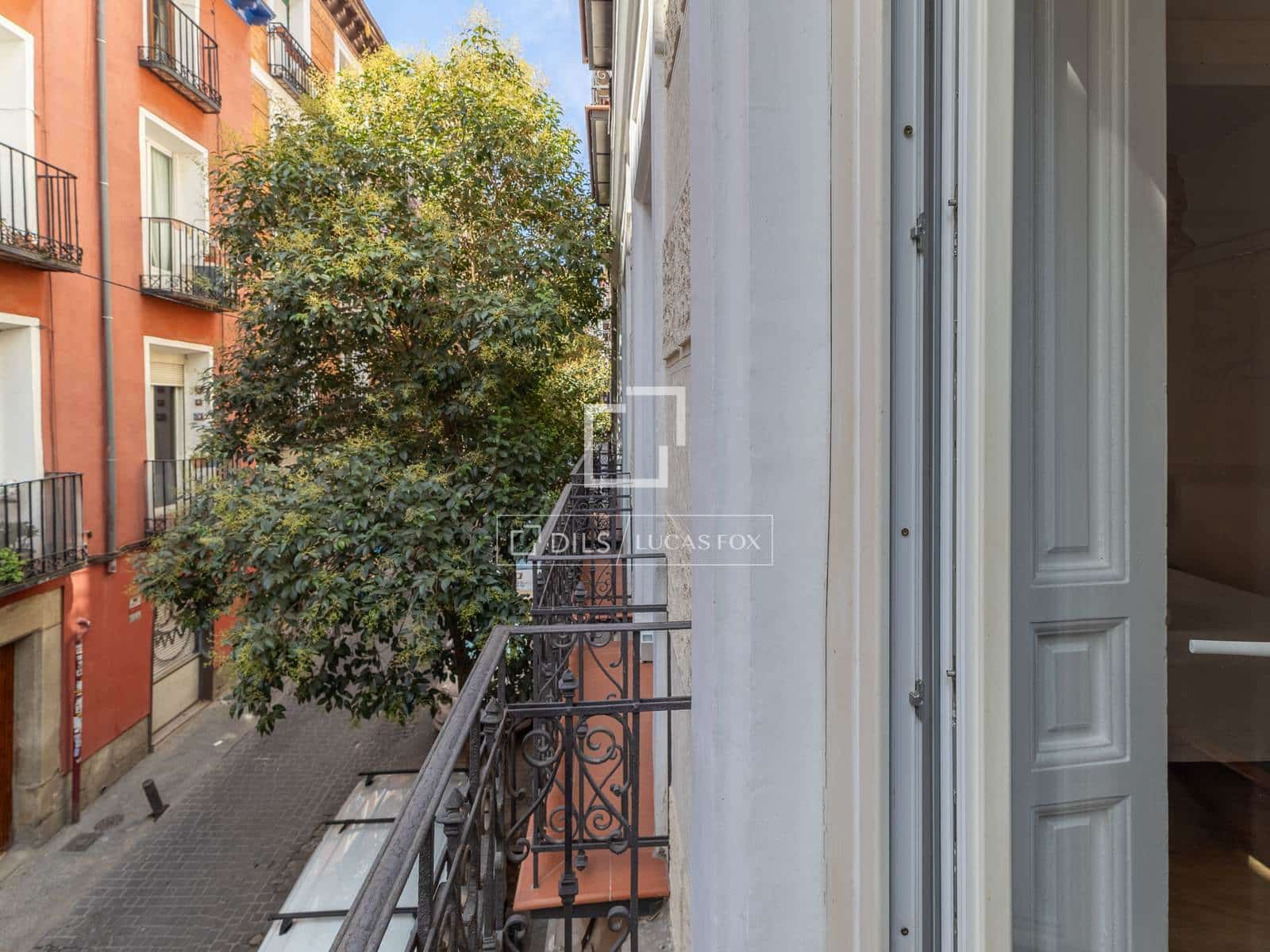 2 bedroom Apartment for rent in Madrid city - € 2,500 (Ref: 9807114)