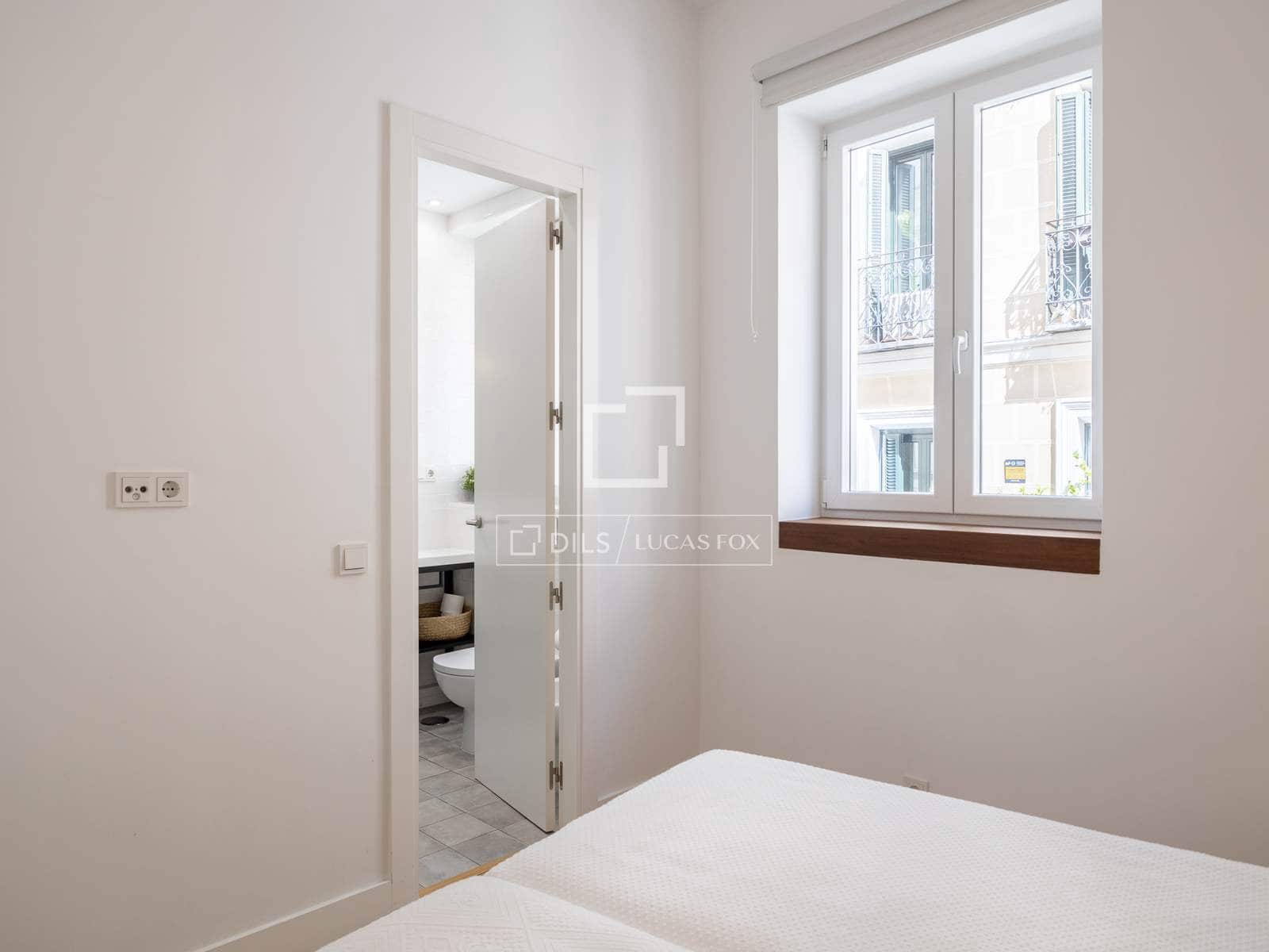 2 bedroom Apartment for rent in Madrid city - € 2,500 (Ref: 9807114)