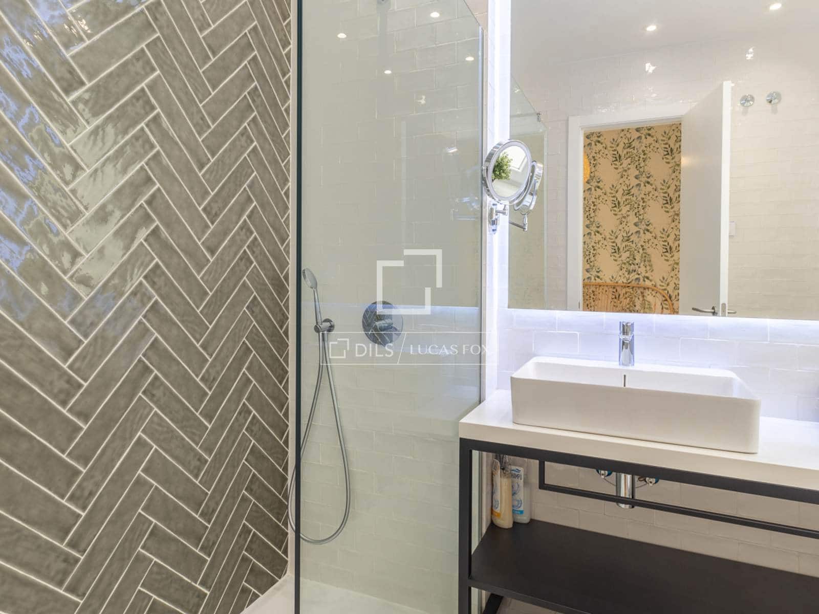 2 bedroom Apartment for rent in Madrid city - € 2,500 (Ref: 9807114)