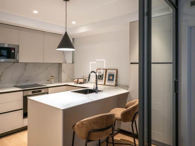 3 bedroom Apartment for sale in Cuatro Caminos, Madrid city - € 1,390,000 (Ref: 9807387)