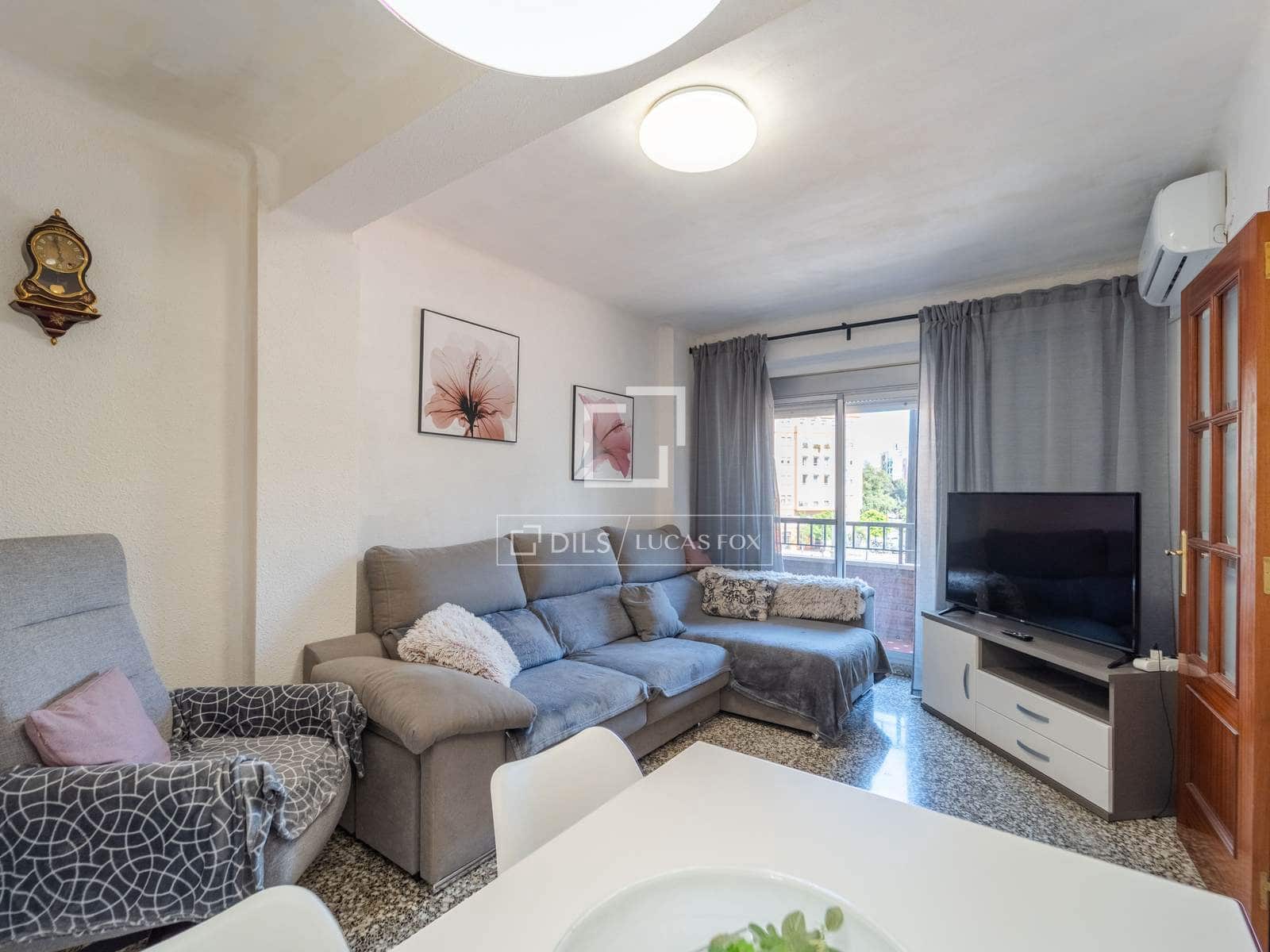 4 sovrum Lägenhet till salu i Valencia stad - 270 000 € (Ref: 9807388)