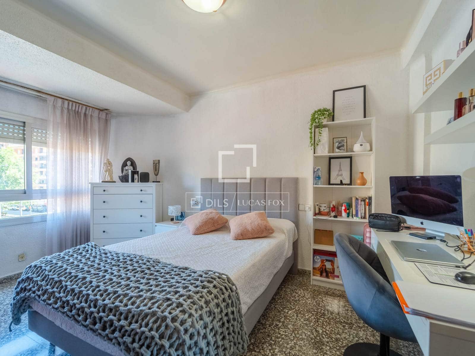 4 sovrum Lägenhet till salu i Valencia stad - 270 000 € (Ref: 9807388)