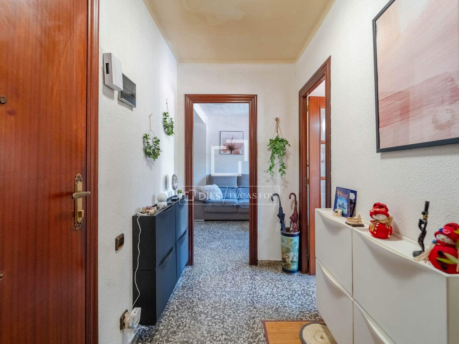 4 sovrum Lägenhet till salu i Valencia stad - 270 000 € (Ref: 9807388)