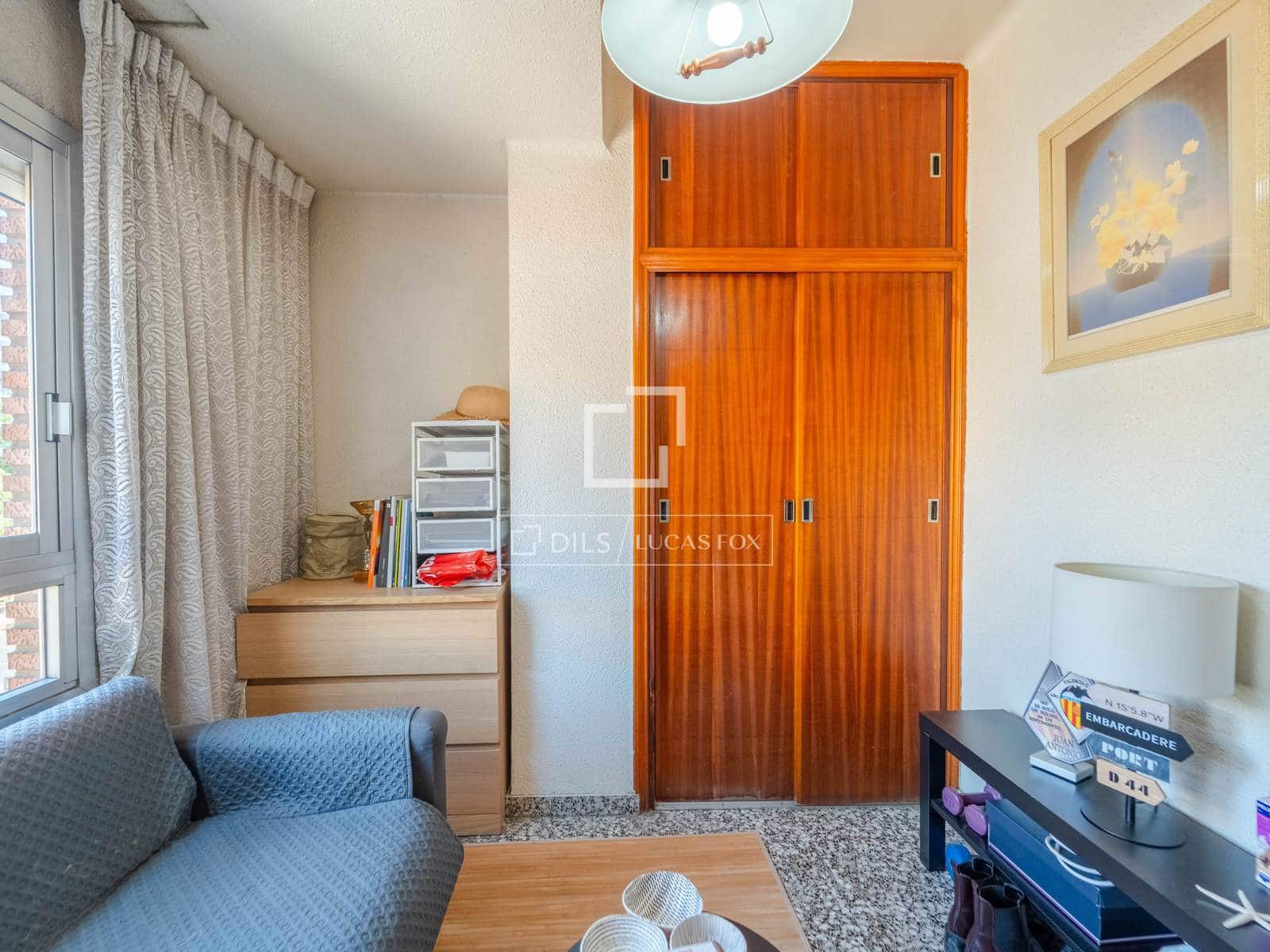 4 sovrum Lägenhet till salu i Valencia stad - 270 000 € (Ref: 9807388)