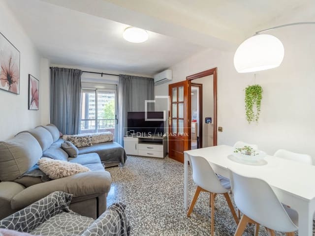 4 sovrum Lägenhet till salu i Valencia stad - 270 000 € (Ref: 9807388)