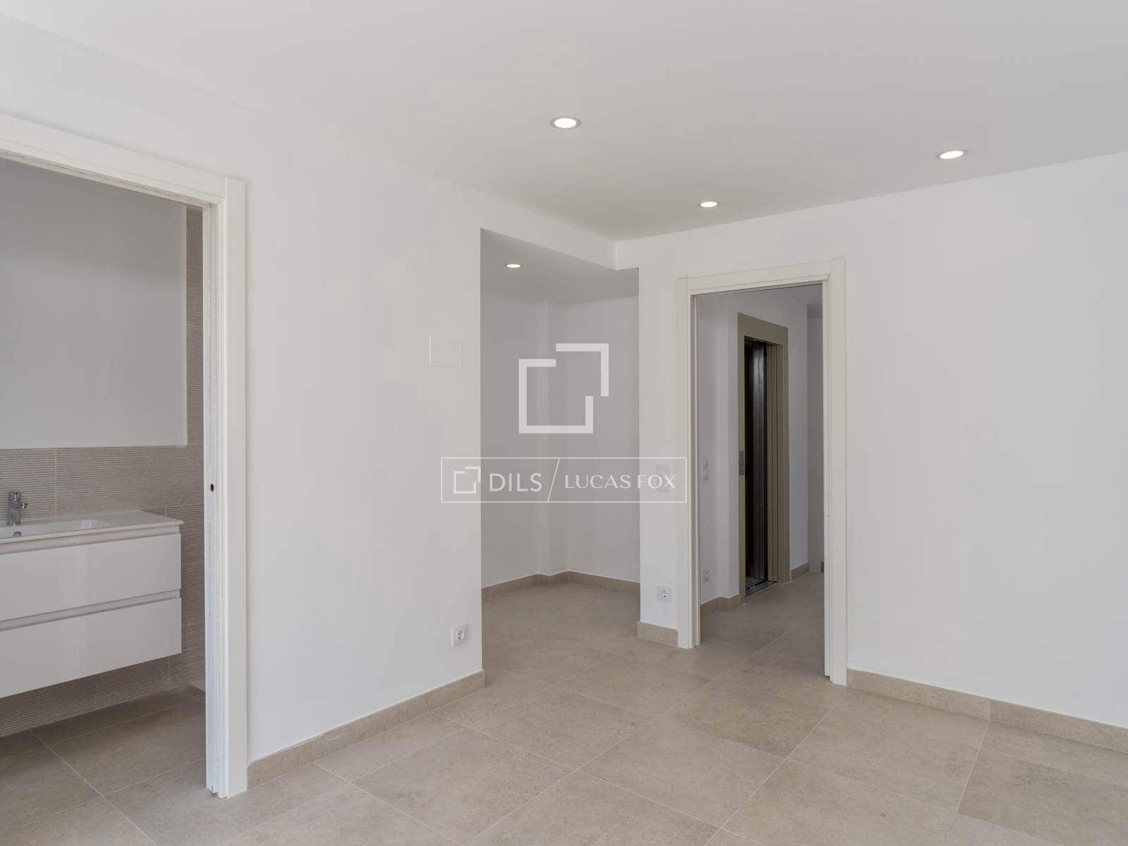 3 slaapkamer Villa te koop in Empuriabrava met garage - € 585.000 (Ref: 9807389)