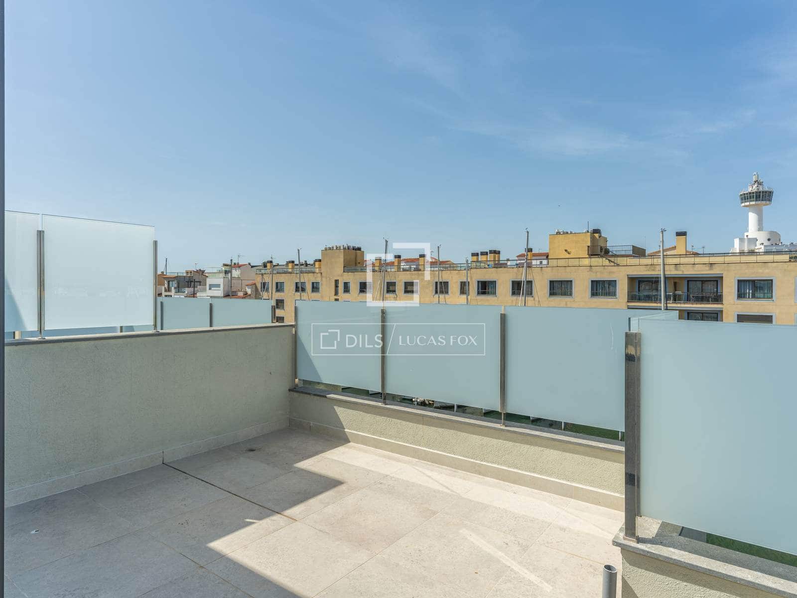 3 slaapkamer Villa te koop in Empuriabrava met garage - € 585.000 (Ref: 9807389)