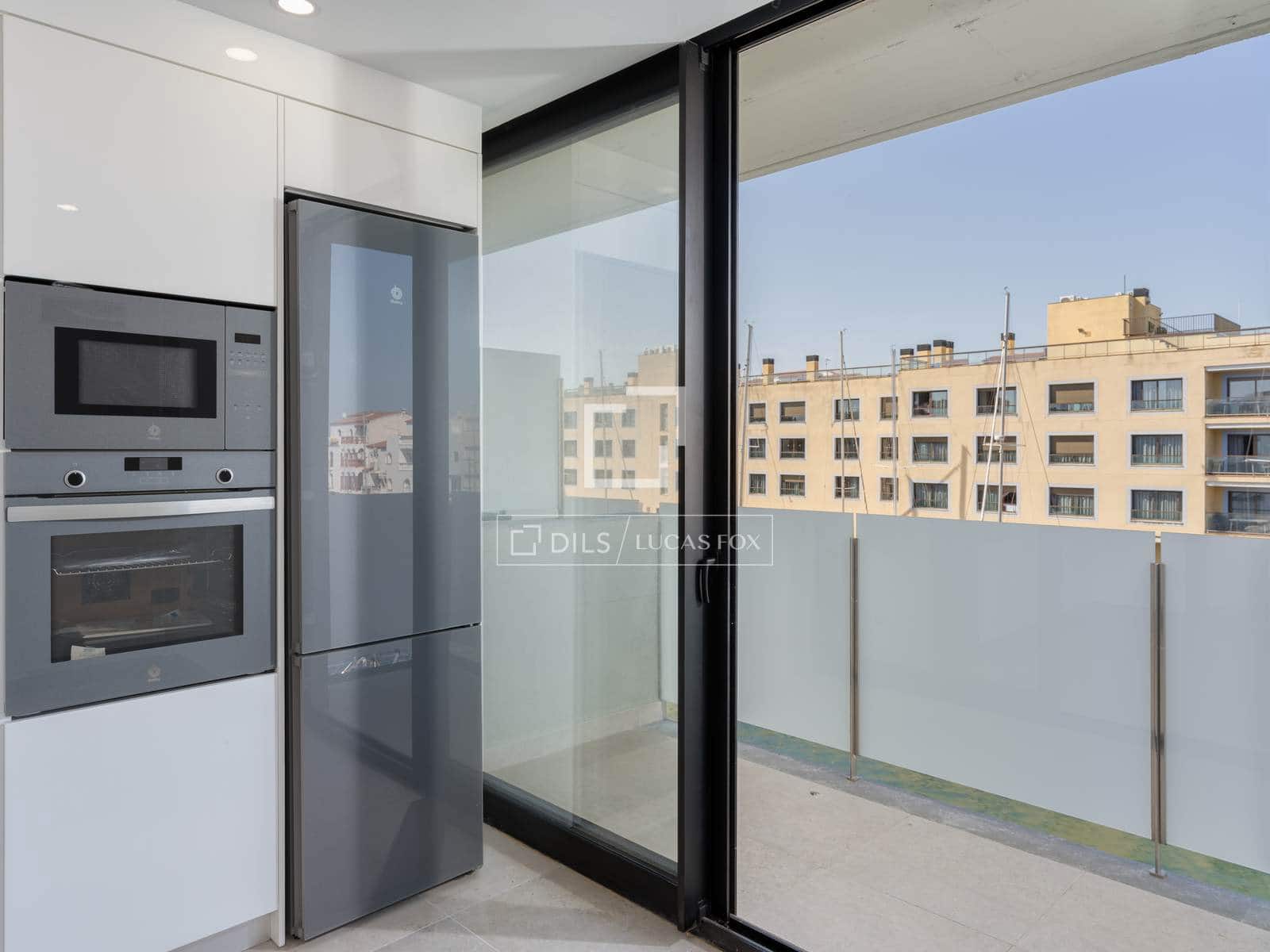 3 slaapkamer Villa te koop in Empuriabrava met garage - € 585.000 (Ref: 9807389)