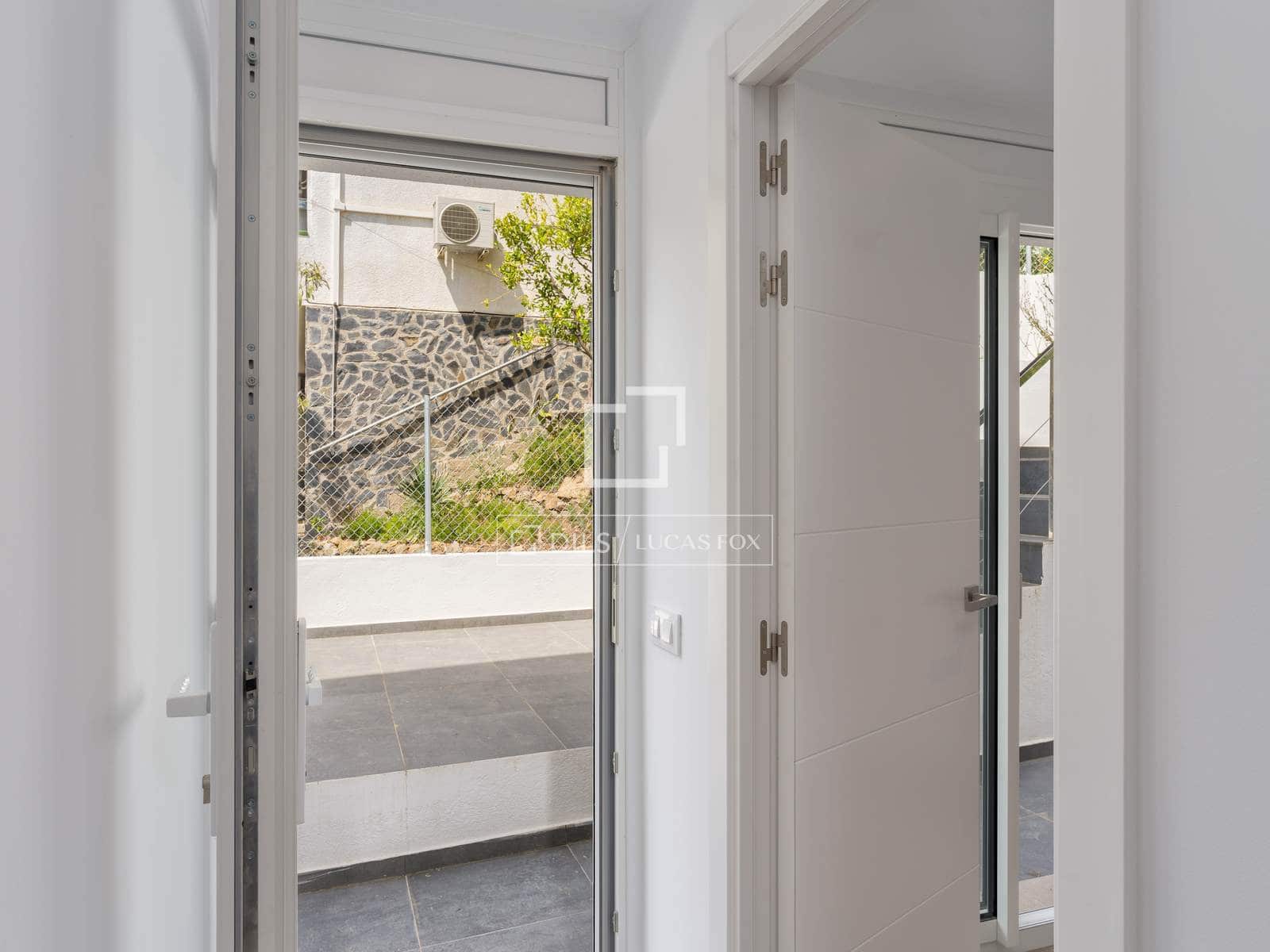 4 slaapkamer Villa te koop in Roses met garage - € 620.000 (Ref: 9807390)