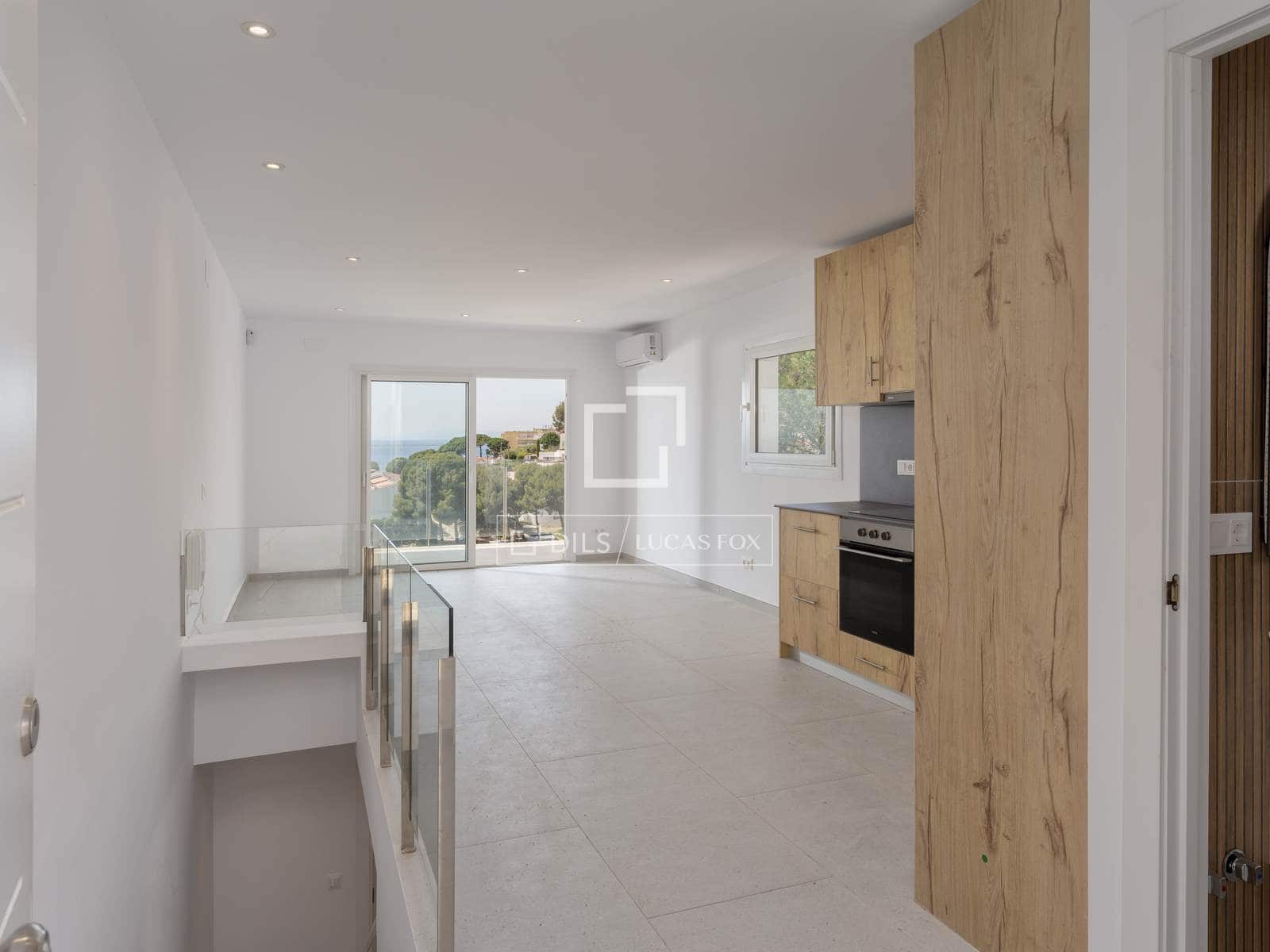 4 slaapkamer Villa te koop in Roses met garage - € 620.000 (Ref: 9807390)