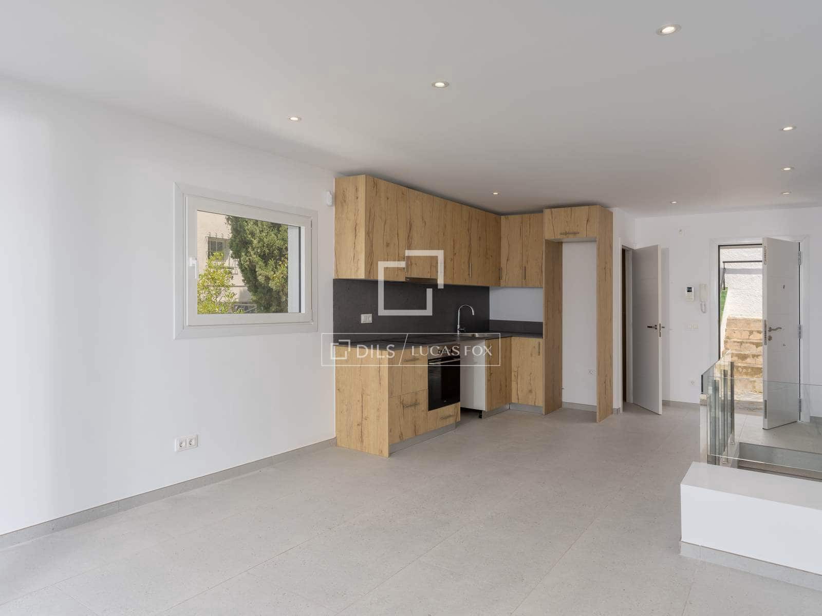 4 slaapkamer Villa te koop in Roses met garage - € 620.000 (Ref: 9807390)