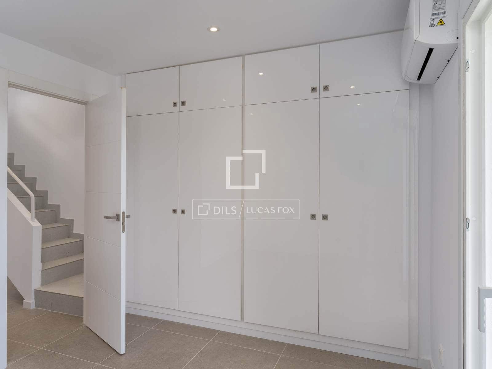 4 slaapkamer Villa te koop in Roses met garage - € 620.000 (Ref: 9807390)