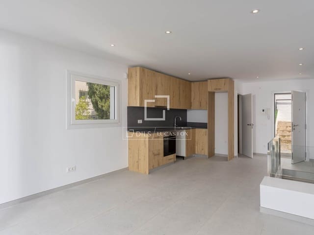 4 slaapkamer Villa te koop in Roses - € 620.000 (Ref: 9807390)