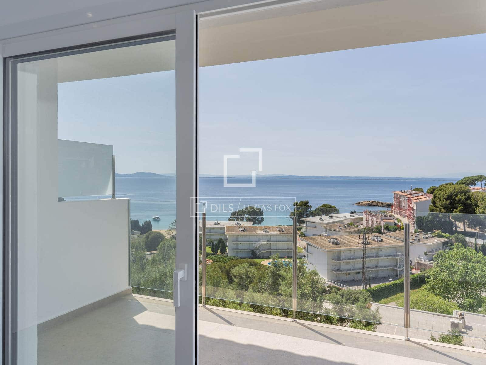 4 slaapkamer Villa te koop in Roses met garage - € 620.000 (Ref: 9807390)