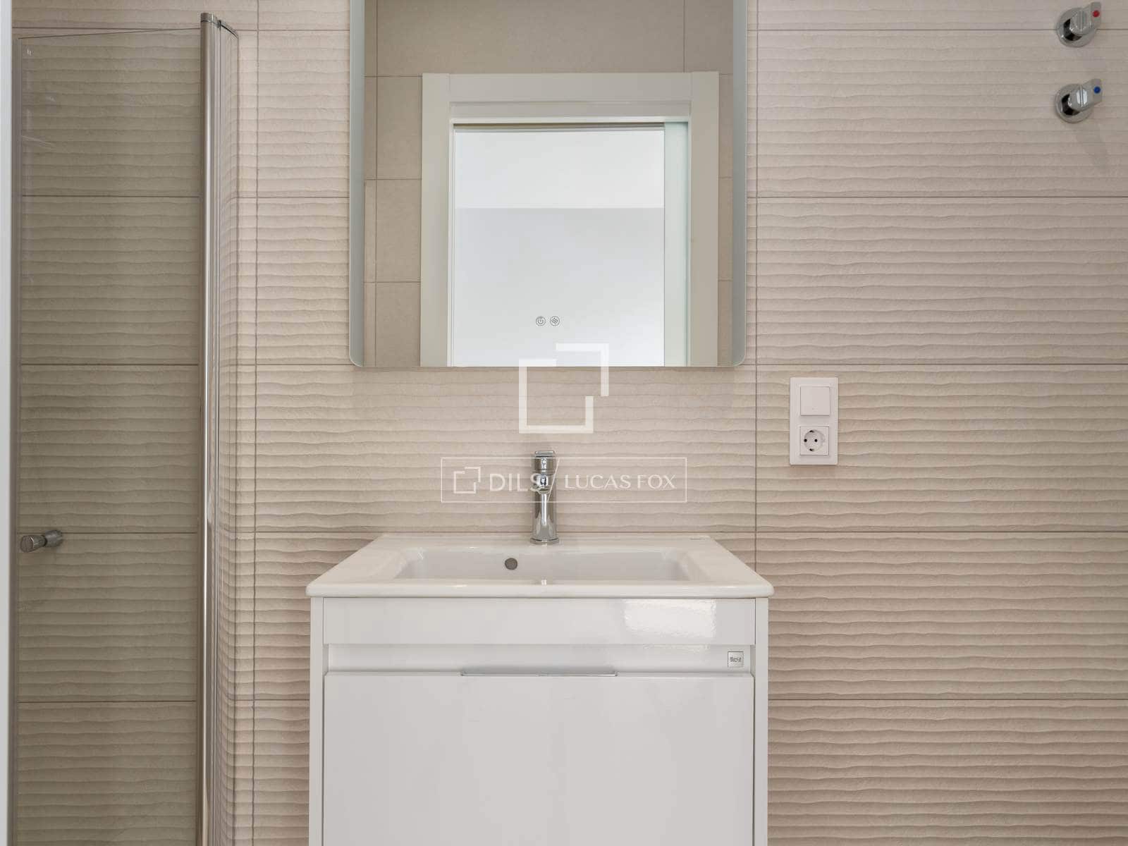 4 slaapkamer Villa te koop in Roses met garage - € 620.000 (Ref: 9807390)