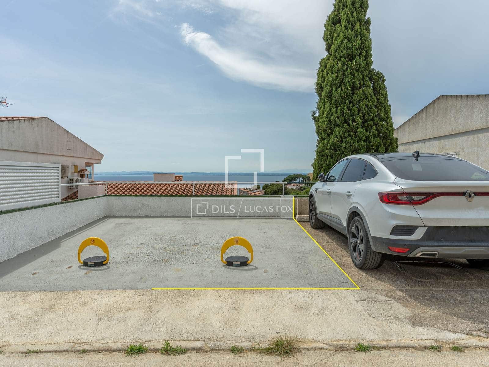 4 slaapkamer Villa te koop in Roses met garage - € 620.000 (Ref: 9807390)