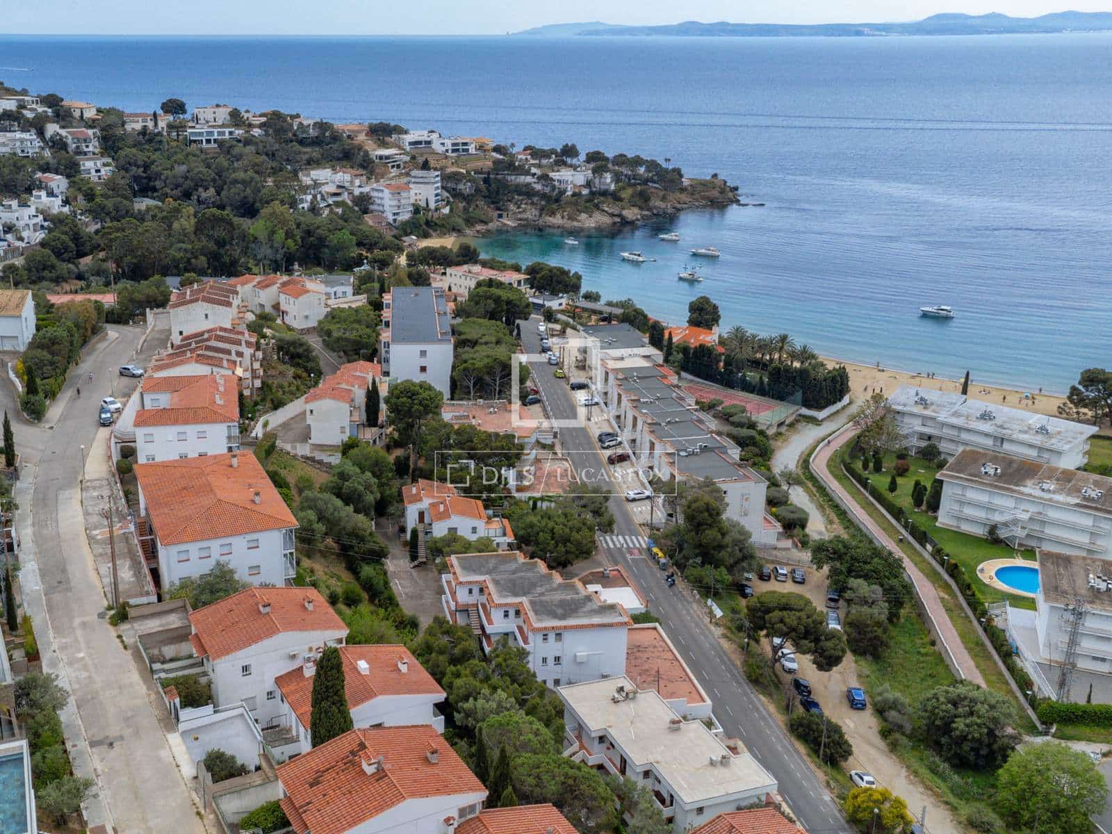 4 slaapkamer Villa te koop in Roses met garage - € 620.000 (Ref: 9807390)