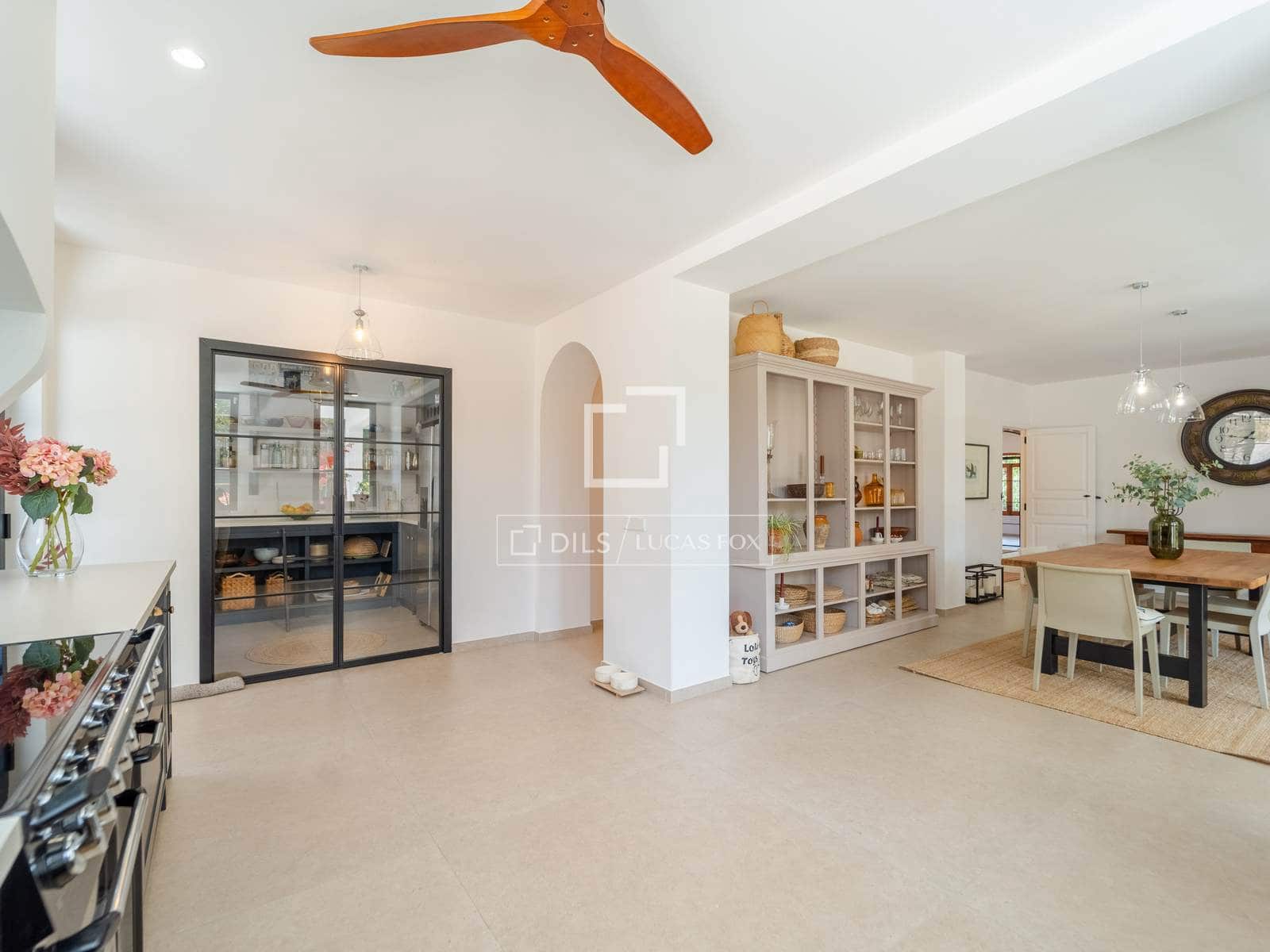 5 soverom Villa til salgs i Naquera med svømmebasseng garasje - € 1 550 000 (Ref: 9808358)