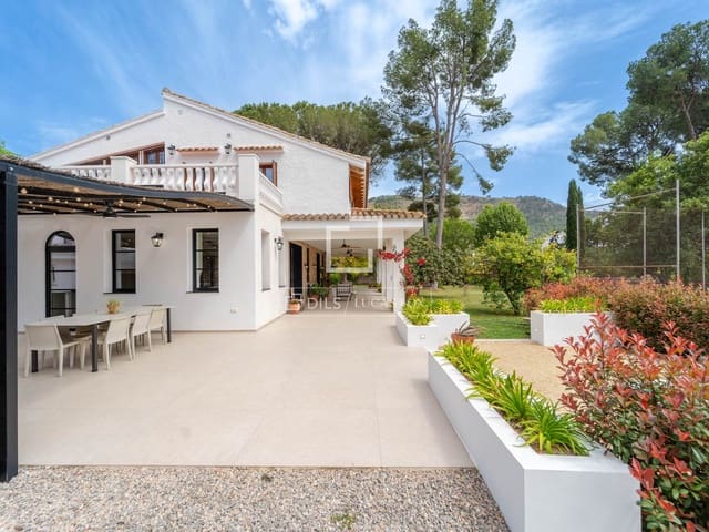 5 soverom Villa til salgs i Náquera med svømmebasseng garasje - € 1 550 000 (Ref: 9808358)