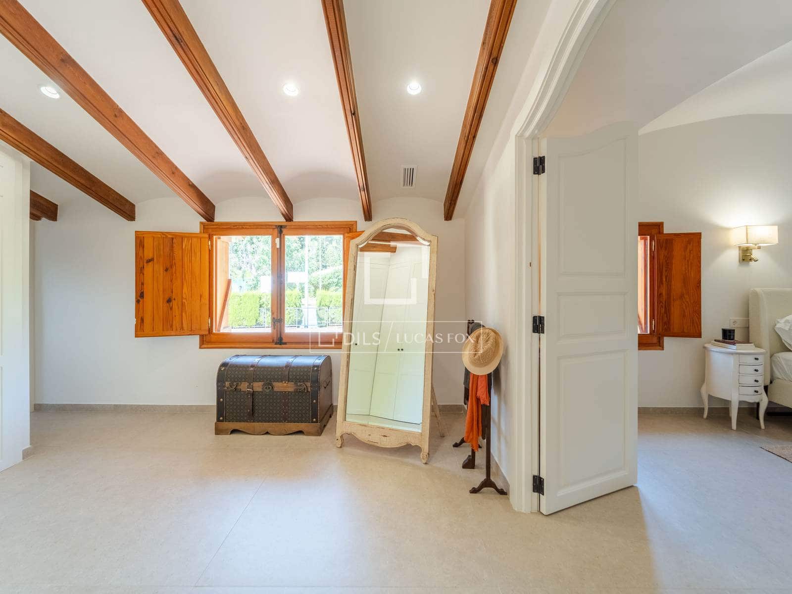 5 soverom Villa til salgs i Naquera med svømmebasseng garasje - € 1 550 000 (Ref: 9808358)