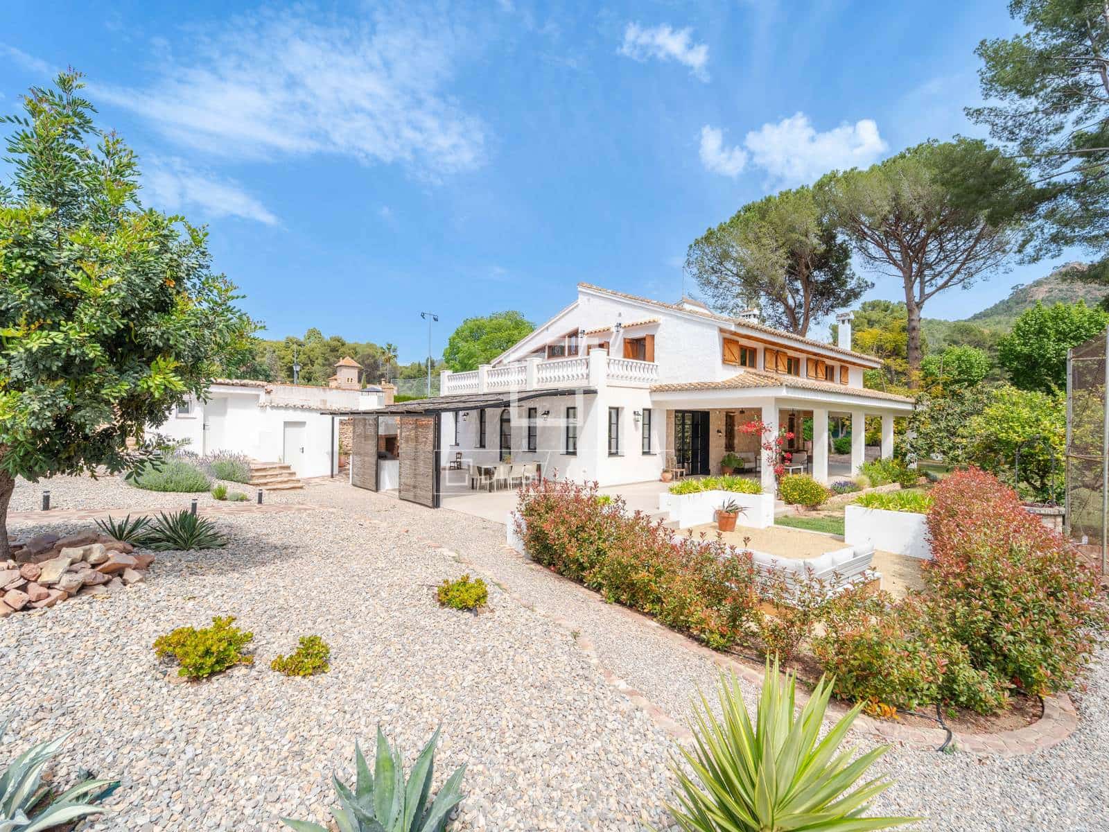 5 soverom Villa til salgs i Naquera med svømmebasseng garasje - € 1 550 000 (Ref: 9808358)