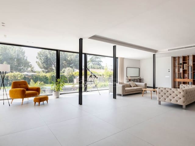 6 quarto Moradia para venda em Majadahonda com piscina garagem - 3 600 000 € (Ref: 9809384)