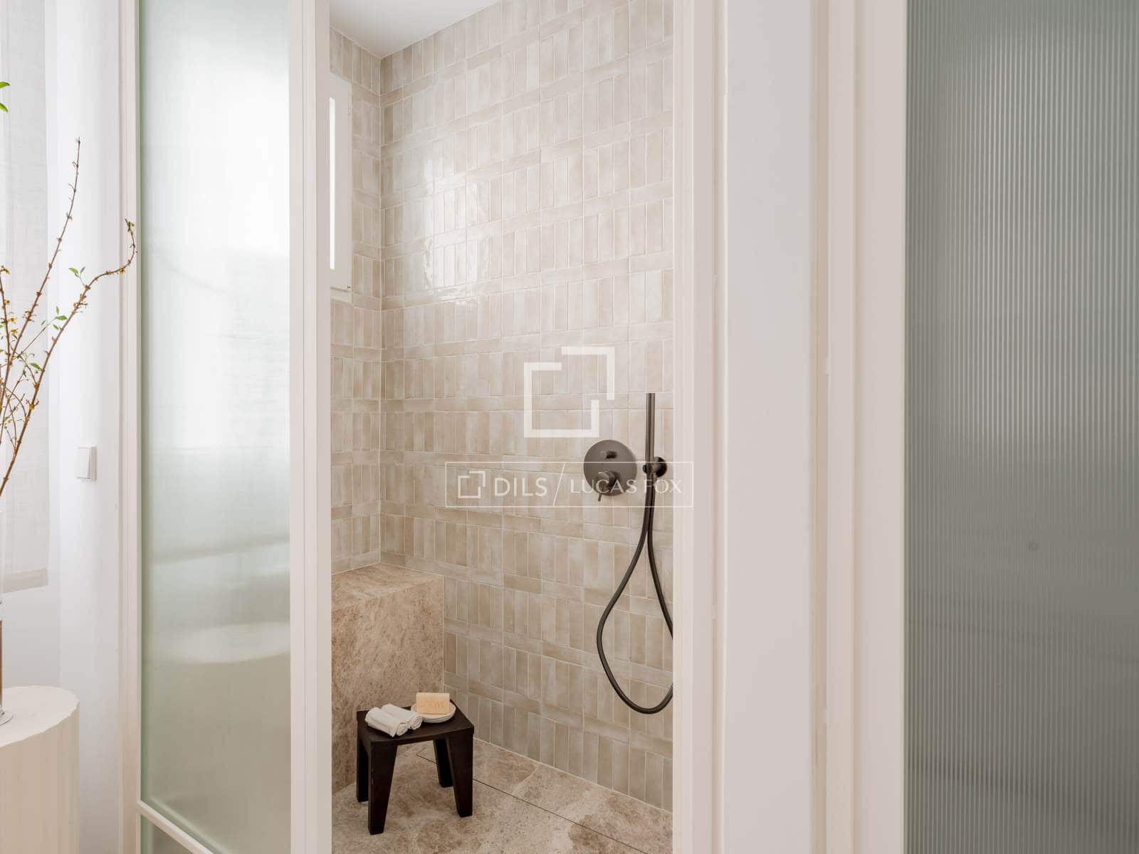 4 makuuhuone Huoneisto myytävänä paikassa Madrid kaupunki mukana 
autotalli - 2 700 000 € (Ref: 9809385)