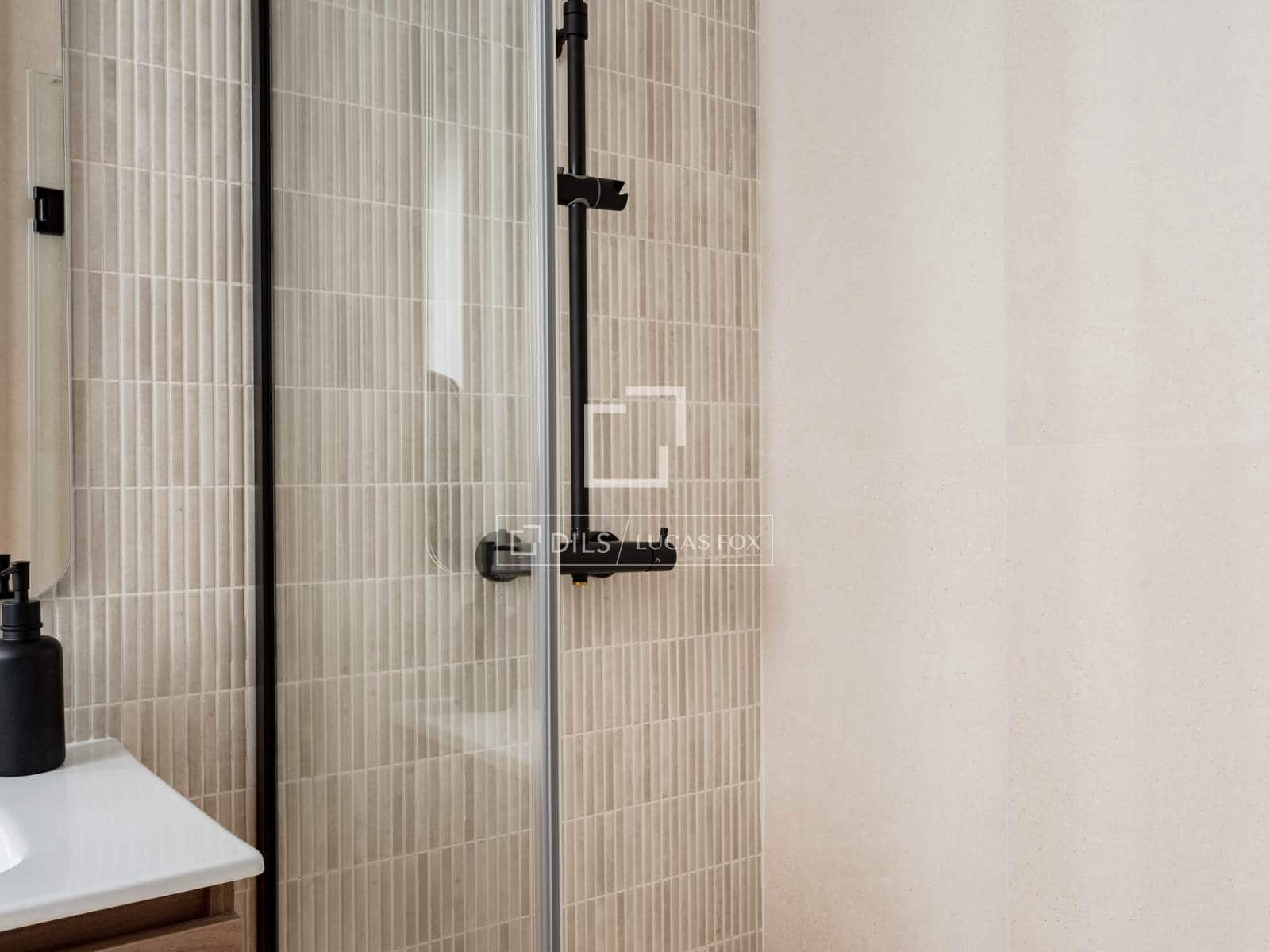 4 makuuhuone Huoneisto myytävänä paikassa Madrid kaupunki mukana 
autotalli - 2 700 000 € (Ref: 9809385)