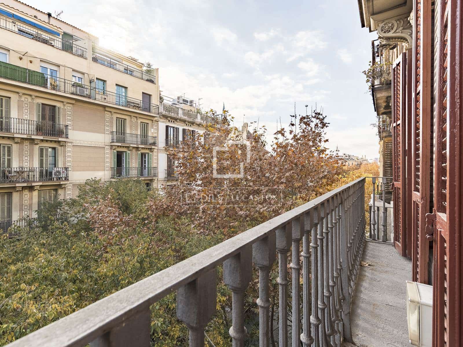 3 Zimmer Apartment zu vermieten in Barcelona Stadt - 8.700 € (Ref: 9809387)