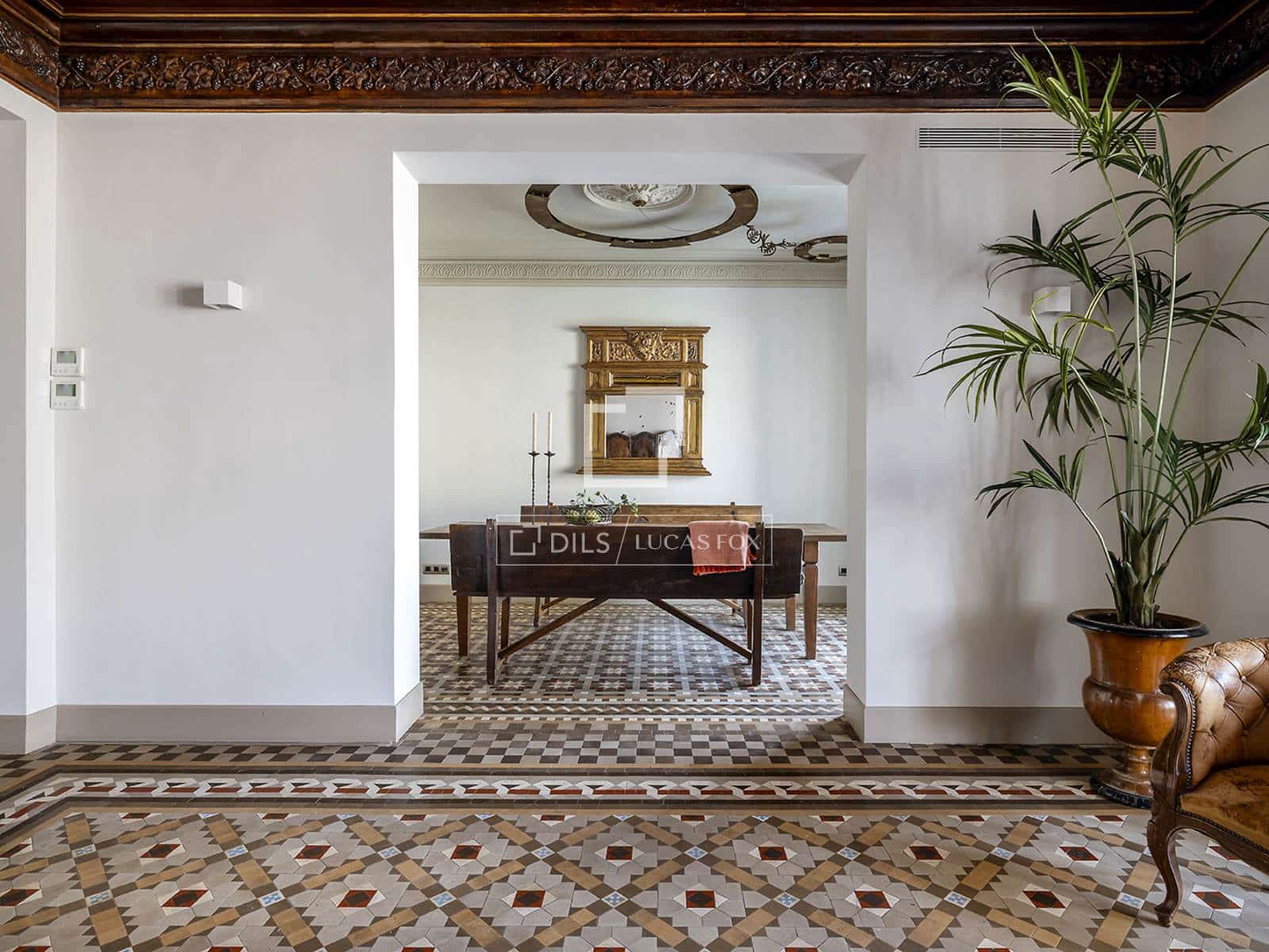 3 slaapkamer Appartement te huur in Barcelona stad - € 8.700 (Ref: 9809387)