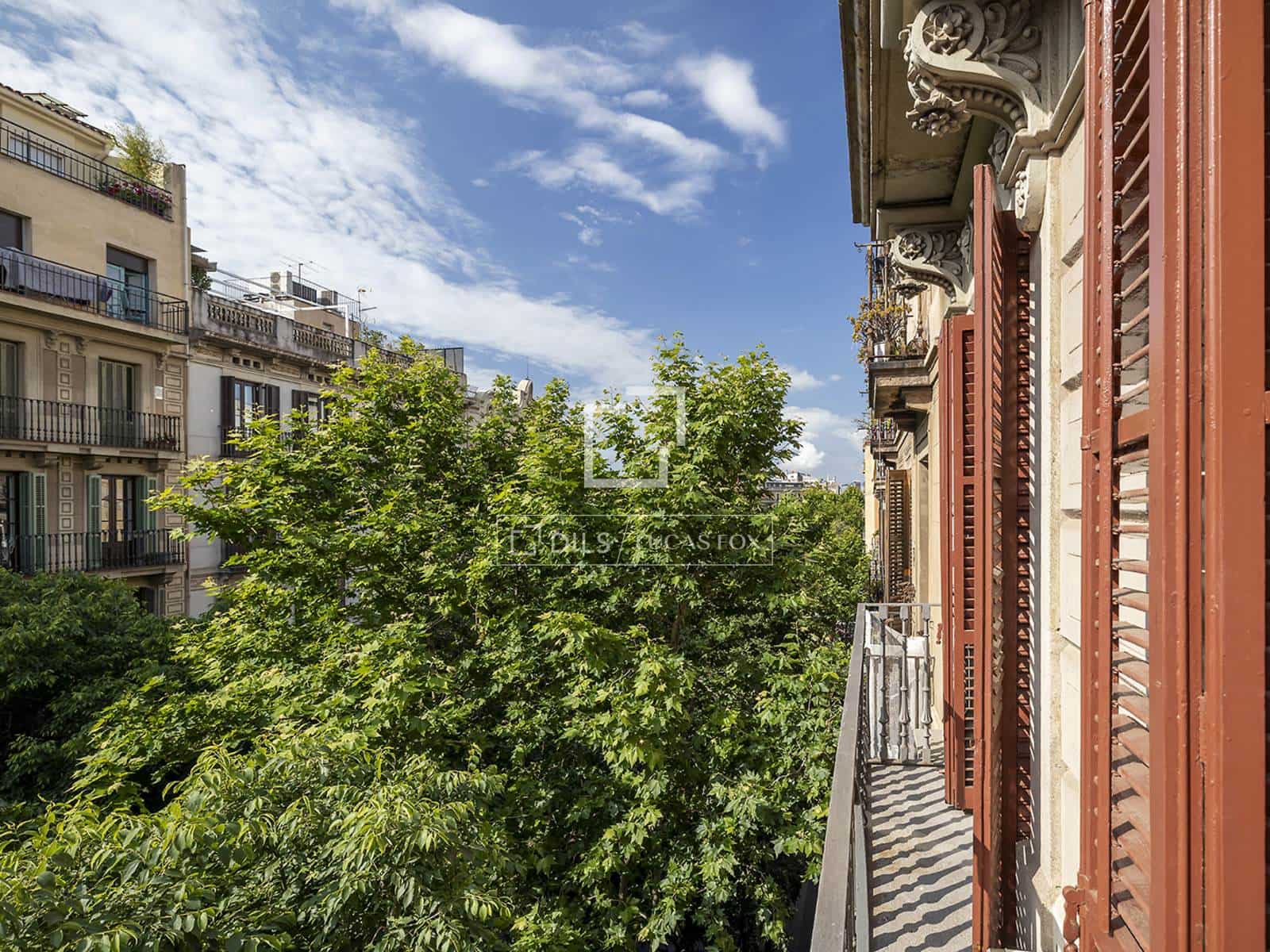 3 slaapkamer Appartement te huur in Barcelona stad - € 8.700 (Ref: 9809387)